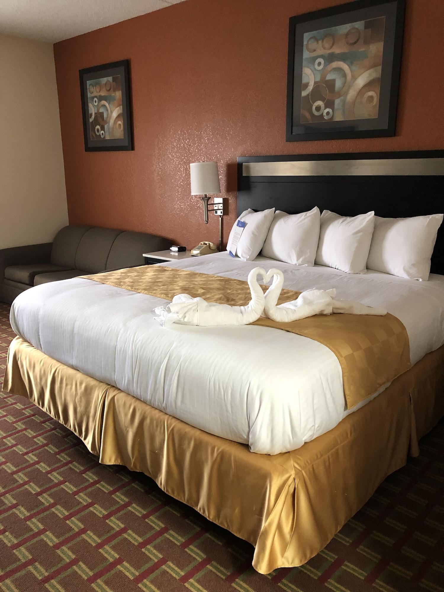 Baymont By Wyndham Cincinnati Sharonville Extérieur photo