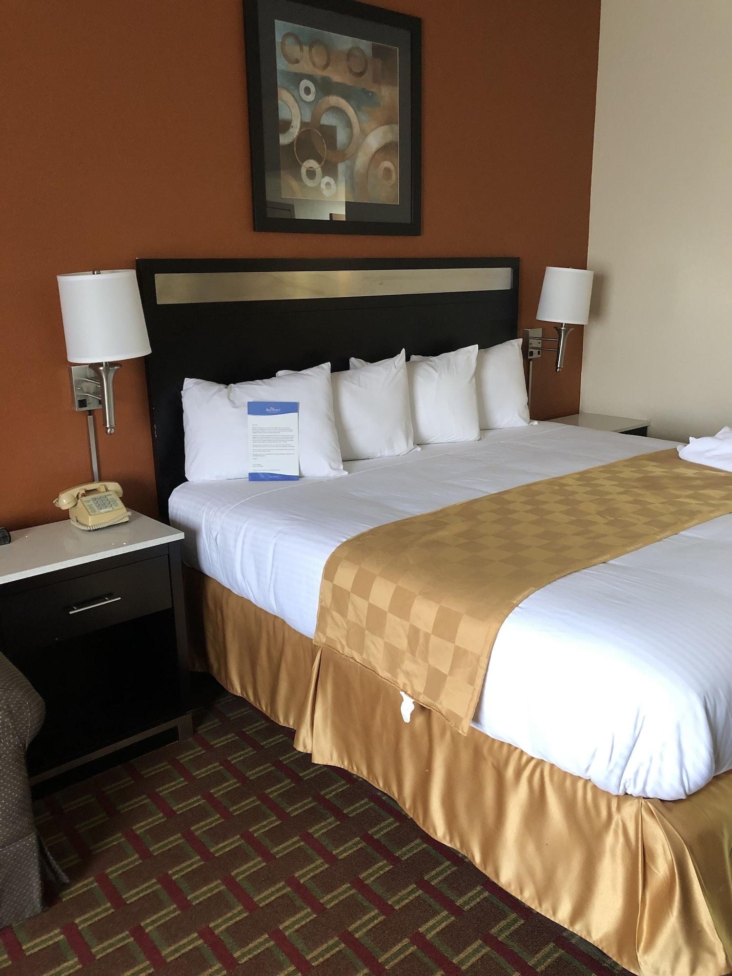 Baymont By Wyndham Cincinnati Sharonville Extérieur photo