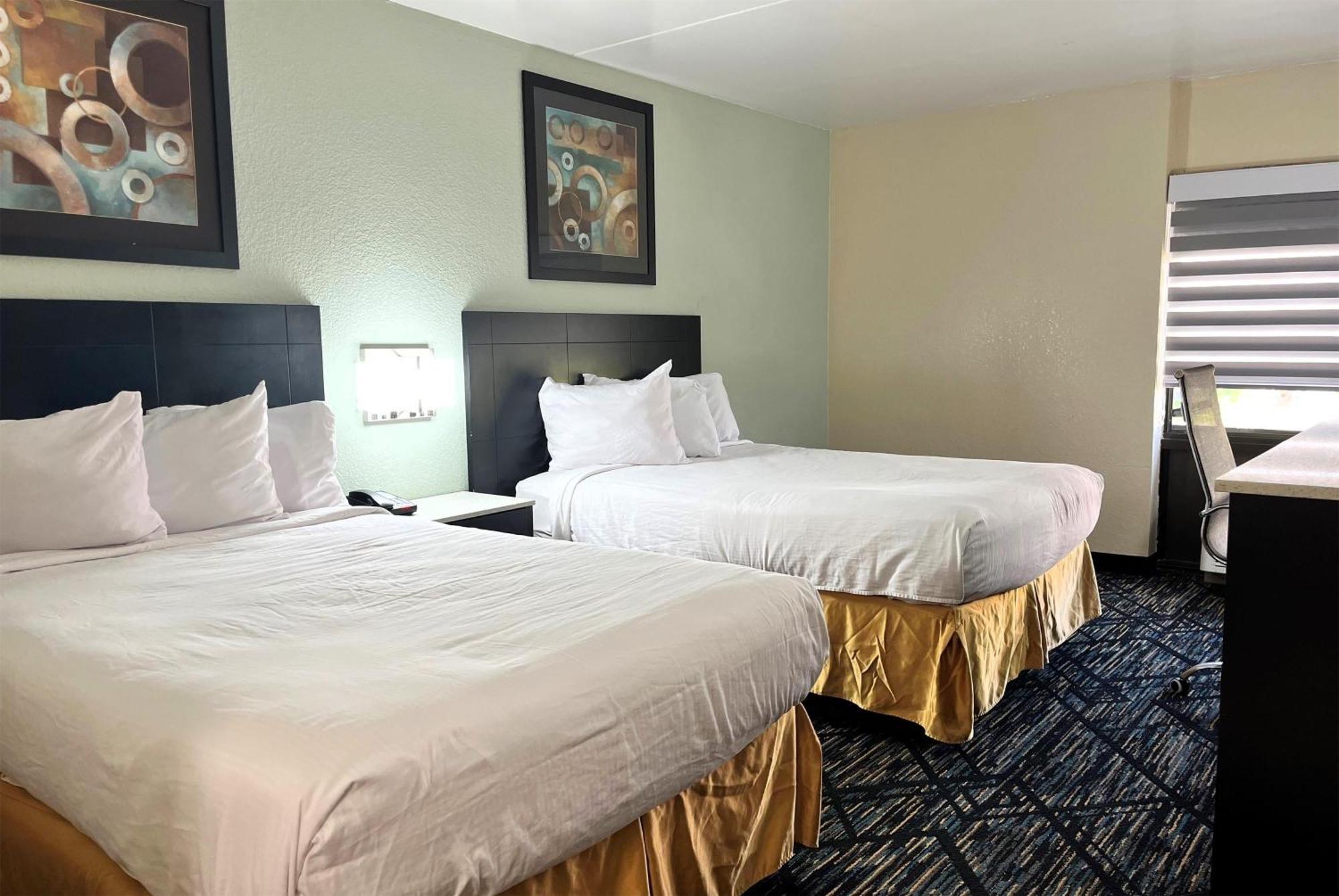 Baymont By Wyndham Cincinnati Sharonville Extérieur photo