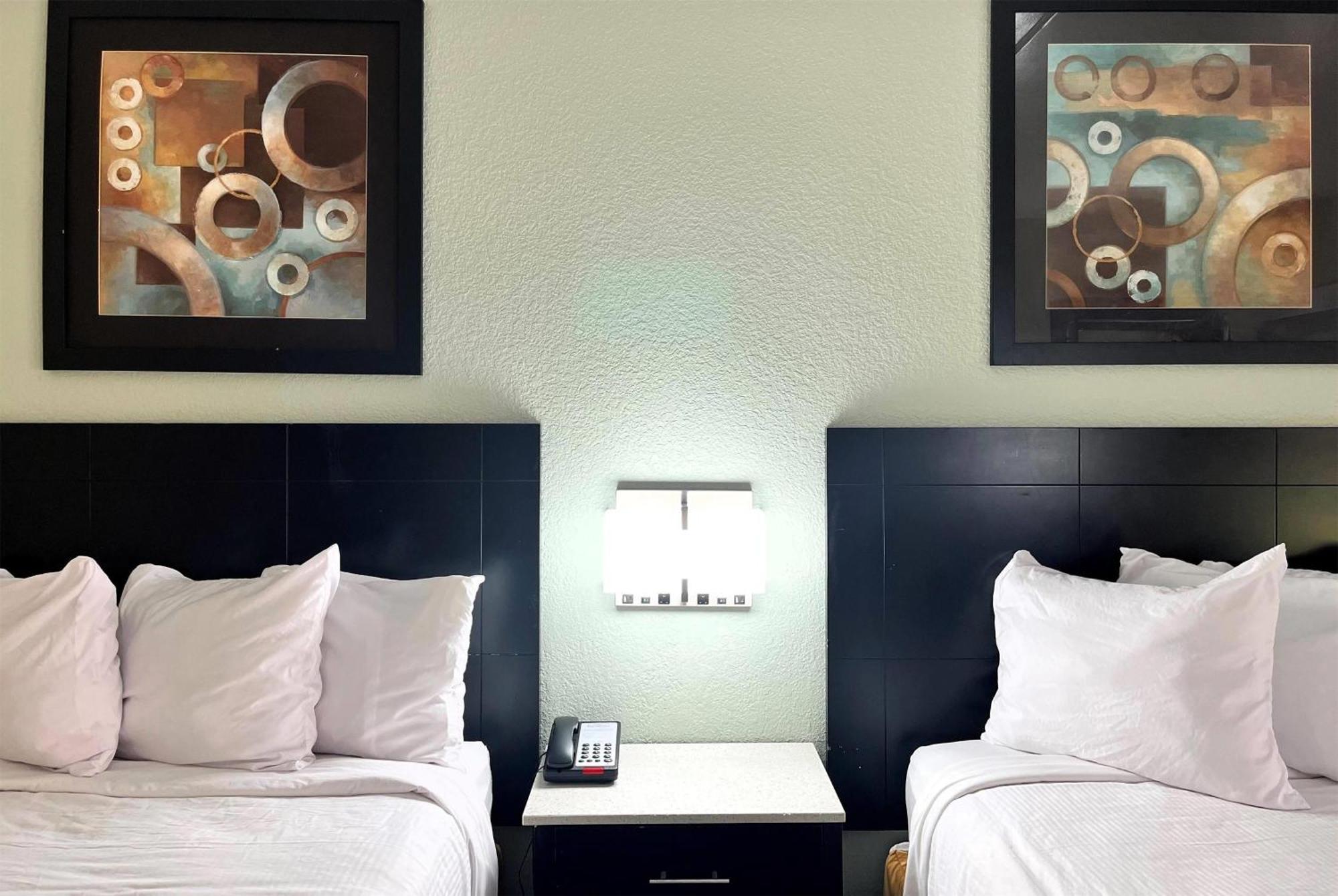 Baymont By Wyndham Cincinnati Sharonville Extérieur photo