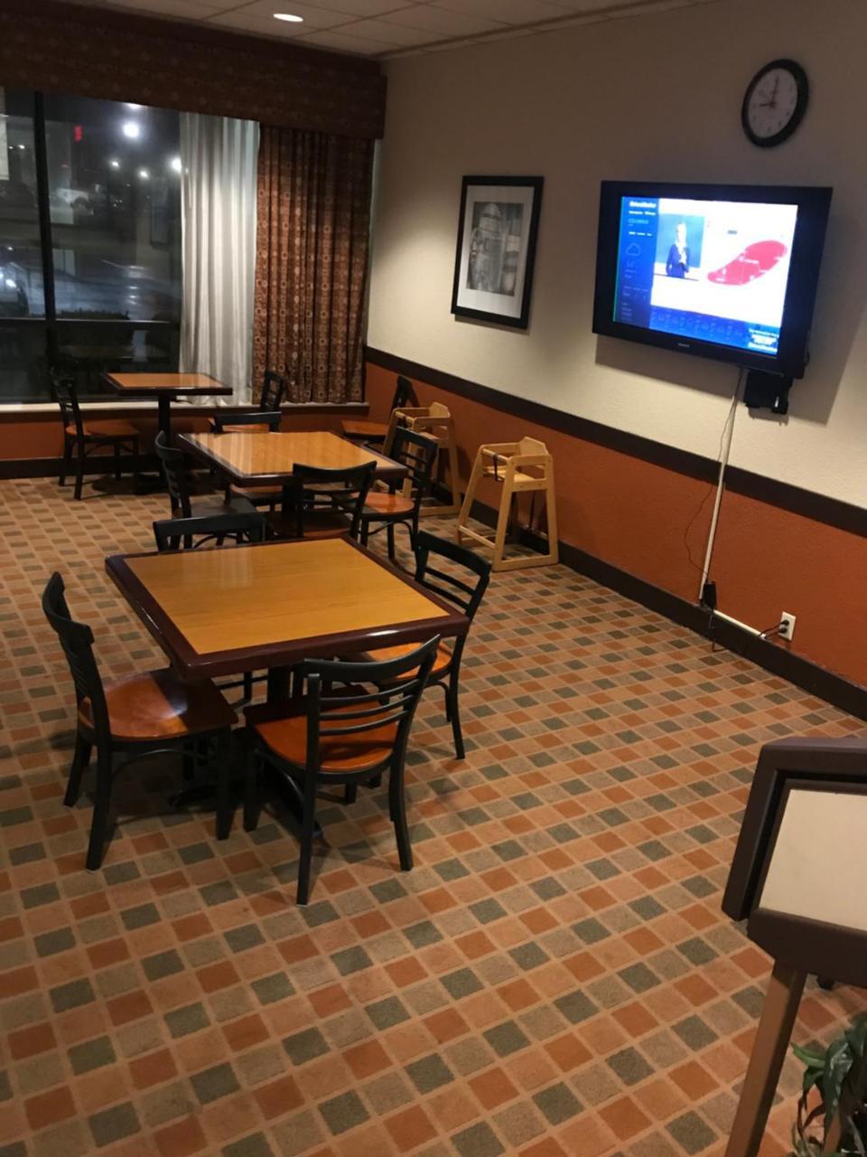 Baymont By Wyndham Cincinnati Sharonville Extérieur photo